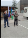 Z leve: podžupan Vojko Štamfelj in predsednik Marko Košir pri nagovoru udeležencev pohoda