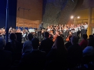 Simfonični orkester Glasbene šole Ribnica z združenim pevskim zborom Občine.